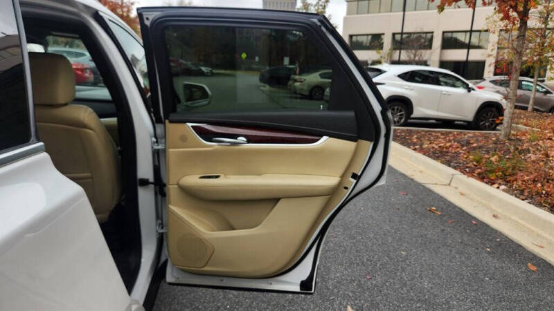 2017 Cadillac XT5 Premium Luxury