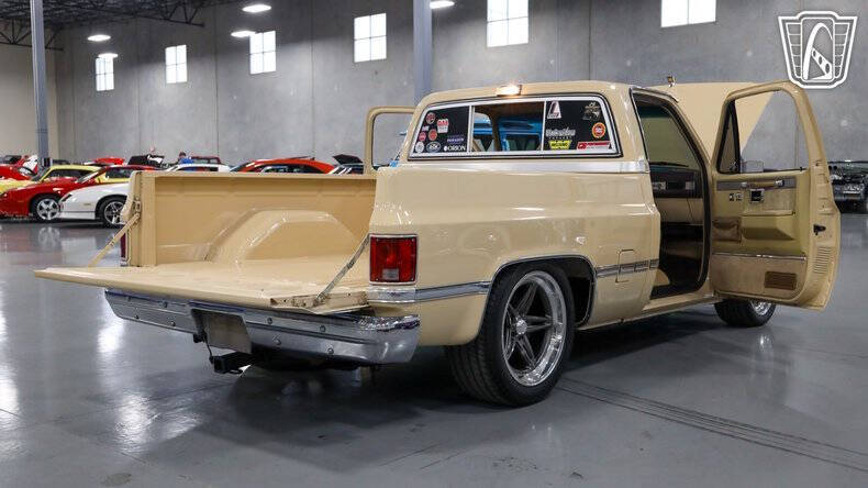 1987 Chevrolet R/V 10 Series