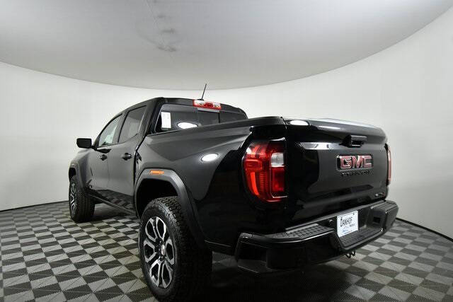 2024 GMC Canyon AT4