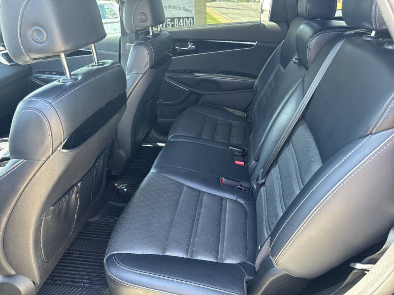 2017 Kia Sorento SX V6