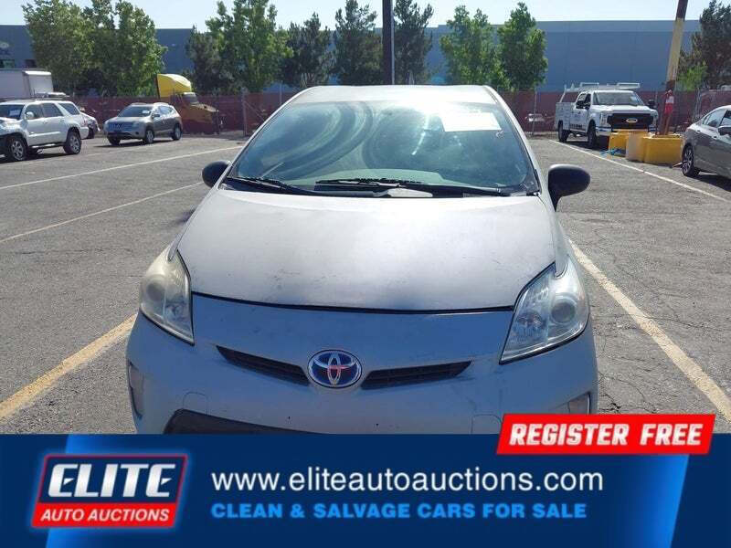 2015 Toyota Prius Three