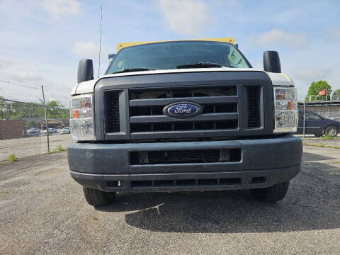 2019 Ford E-Series E-450 SD