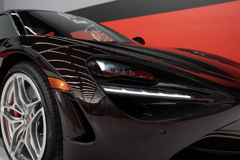 2018 McLaren 720S Luxury
