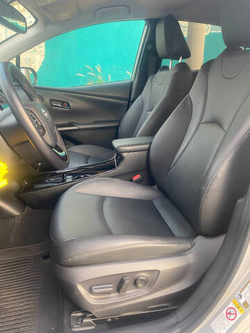 2022 Toyota Prius XLE