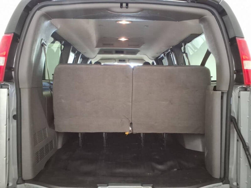 2017 Chevrolet Express LS 3500
