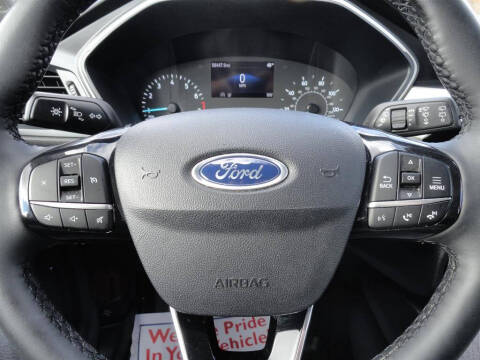 2022 Ford Escape SE