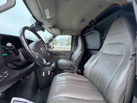 2019 Chevrolet Express 2500