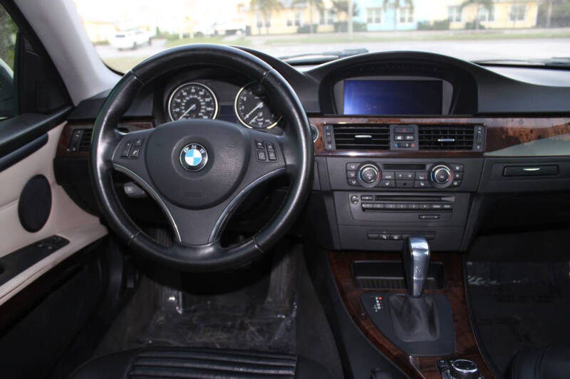 2012 BMW 3 Series 328i