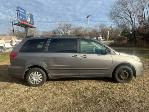 2004 Toyota Sienna