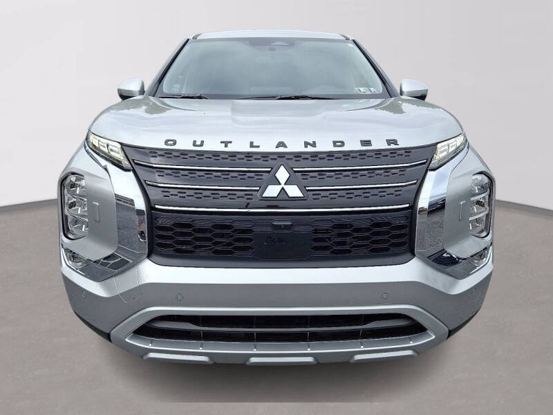 2025 Mitsubishi Outlander PHEV SE