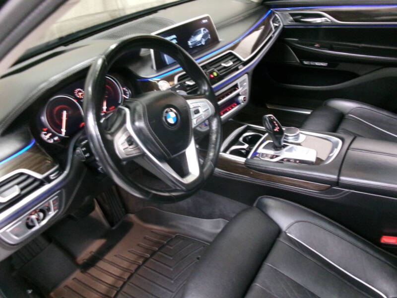 2016 BMW 7 Series 750i xDrive