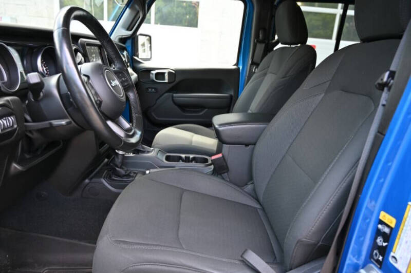 2022 Jeep Gladiator Altitude