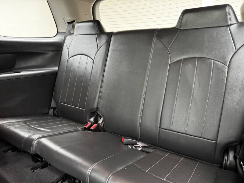 2016 GMC Acadia Denali