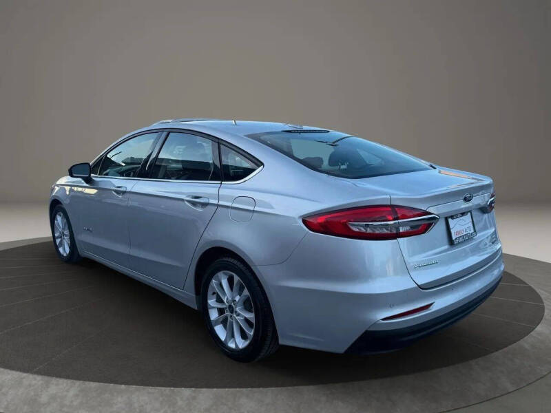 2019 Ford Fusion Hybrid SE