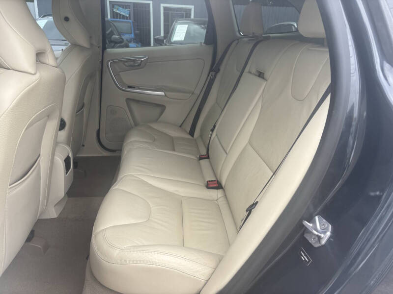 2014 Volvo XC60 3.2 Premier Plus