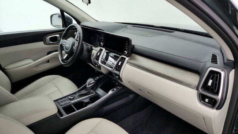 2023 Kia Sorento X-Line S