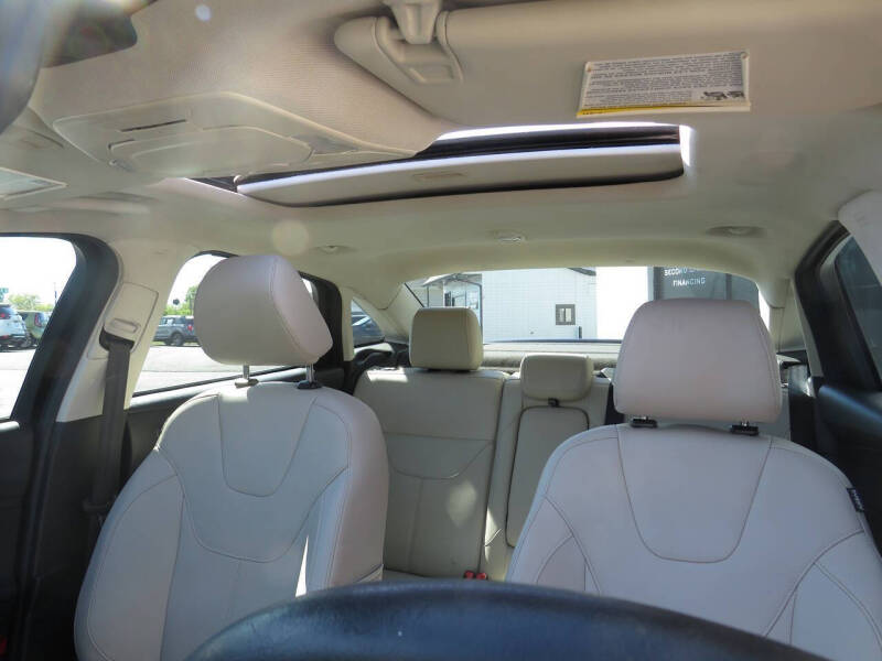 2017 Ford Focus Titanium