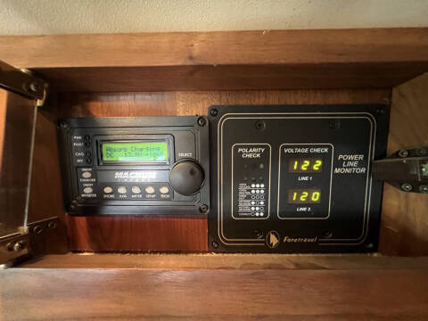 2002 Foretravel GV320 4010