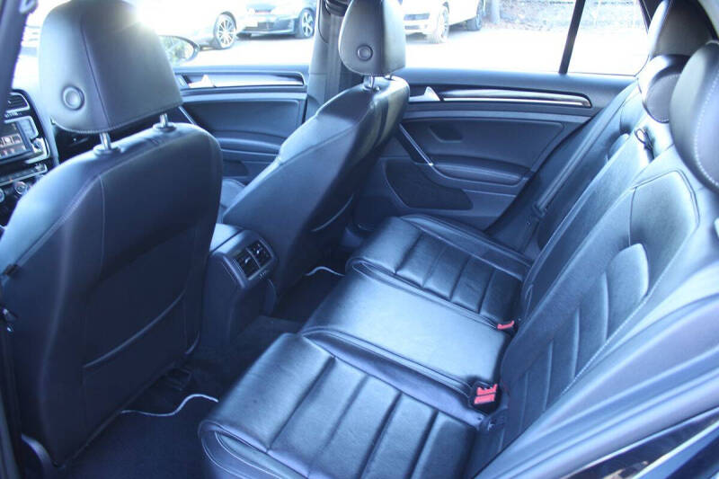 2016 Volkswagen Golf R