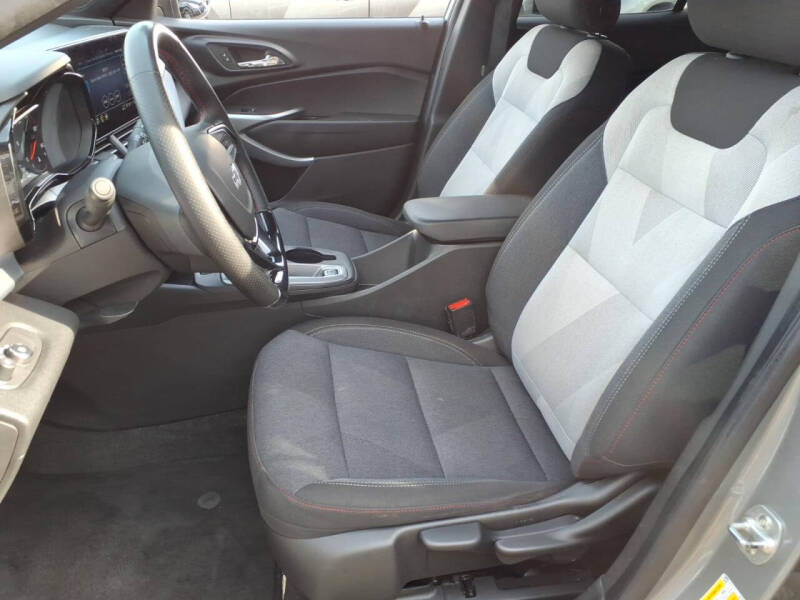 2024 Chevrolet Trax RS