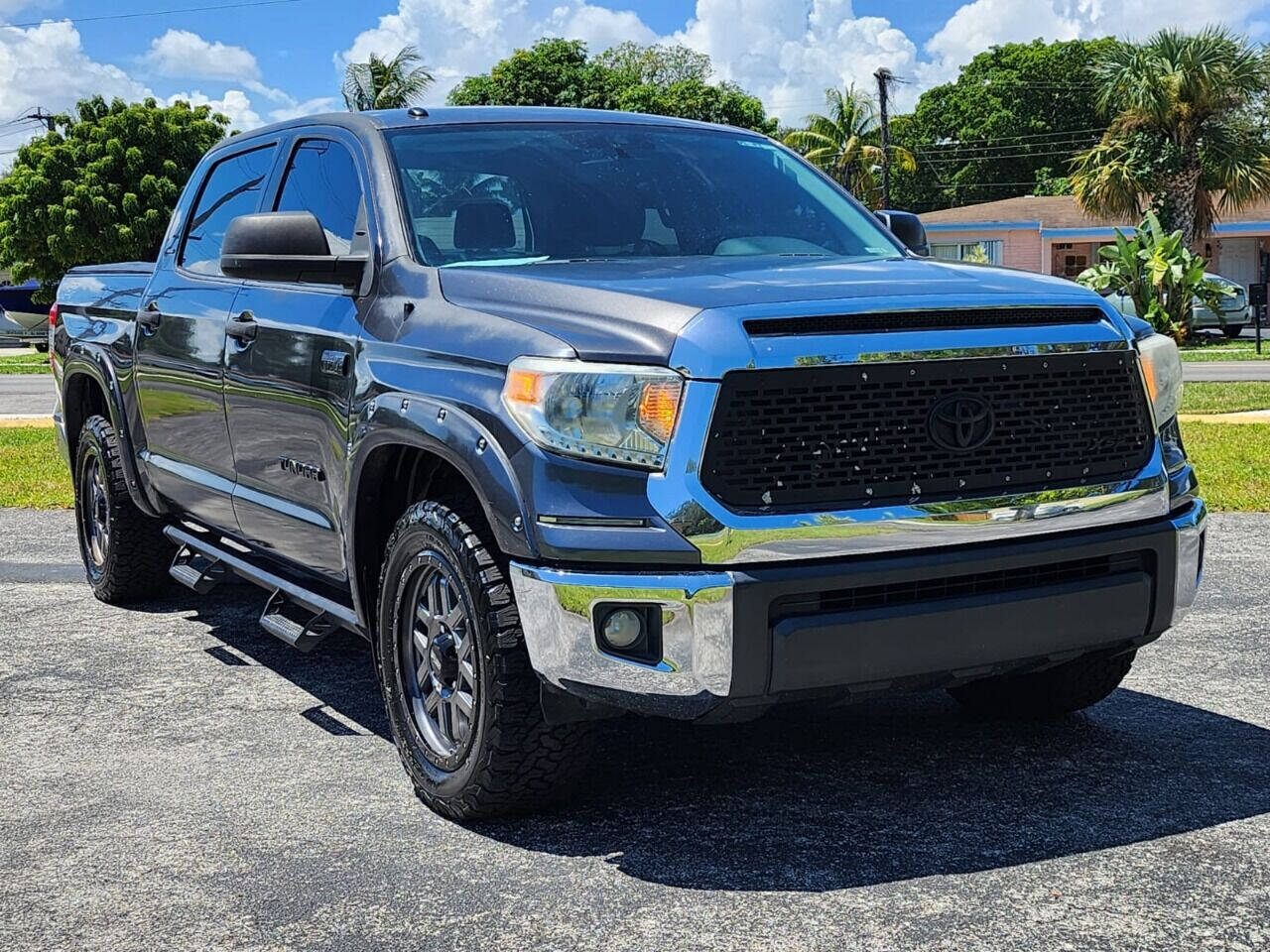 2017 TOYOTA Tundra Pickup - $34,995