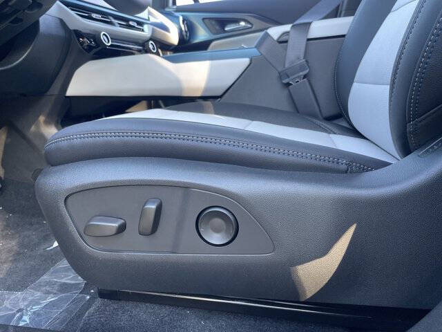 2026 Chevrolet Equinox EV LT 2