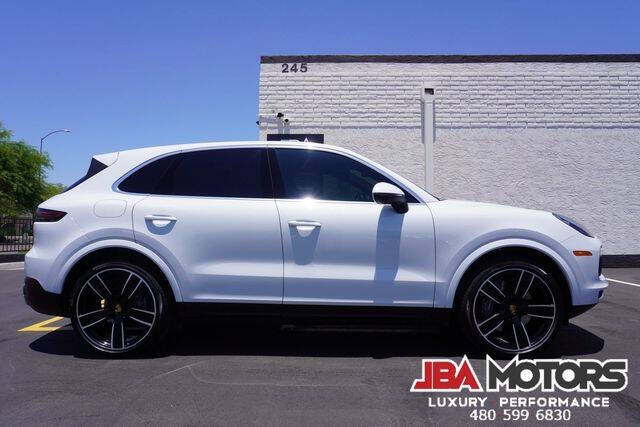 2023 Porsche Cayenne