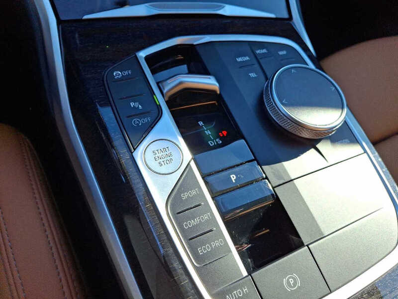 2023 BMW 3 Series 330i xDrive