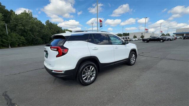 2022 GMC Terrain SLT