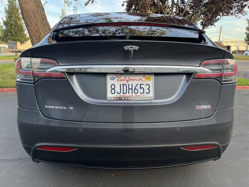 2016 Tesla Model X P90D