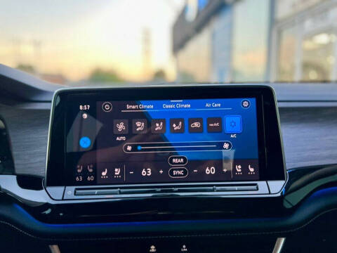 2024 Volkswagen Atlas SEL 4Motion