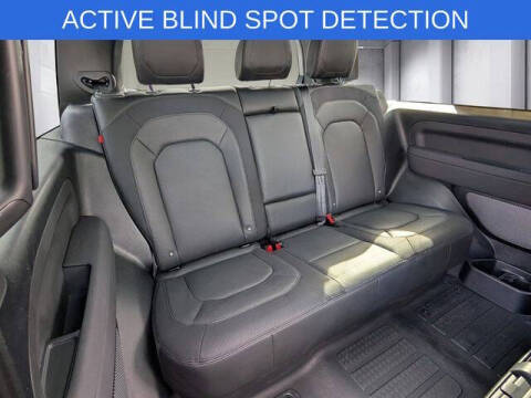 2023 Land Rover Defender 90 X-Dynamic SE