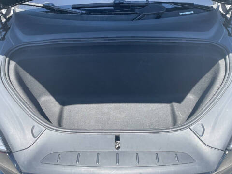 2023 Tesla Model X Standard Range