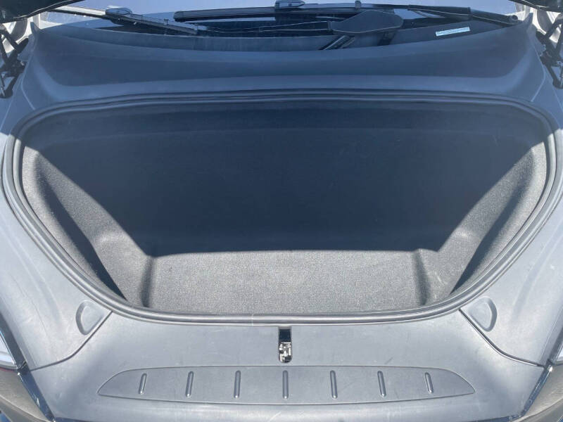 2023 Tesla Model X Standard Range
