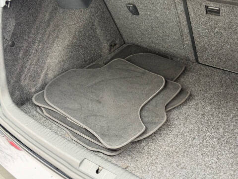 2013 Volkswagen Golf 2.5L PZEV