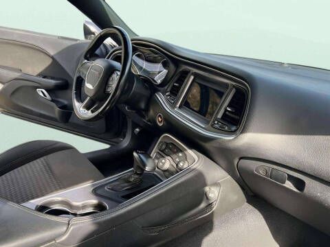 2020 Dodge Challenger SXT