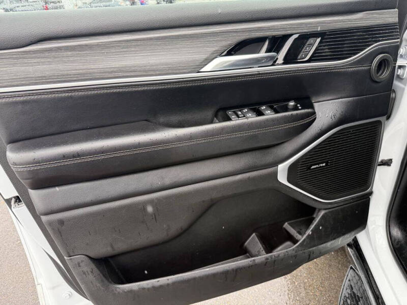 2023 Jeep Wagoneer L Series II