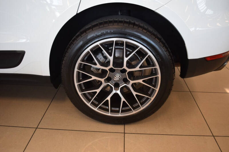 2016 Porsche Macan S