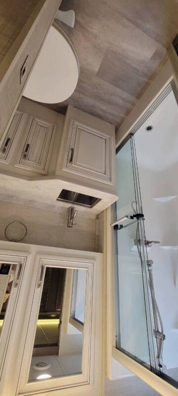 2022 Jayco SENECA 37M