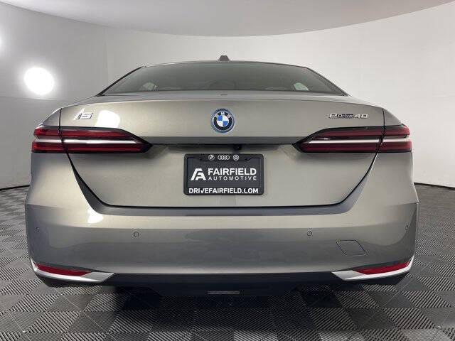 2026 BMW i5 eDrive40