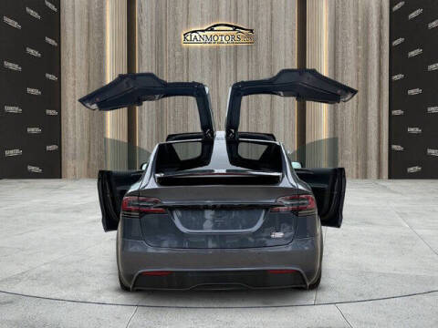 2022 Tesla Model X Plaid