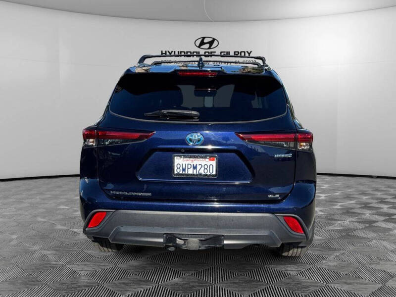 2021 Toyota Highlander Hybrid XLE