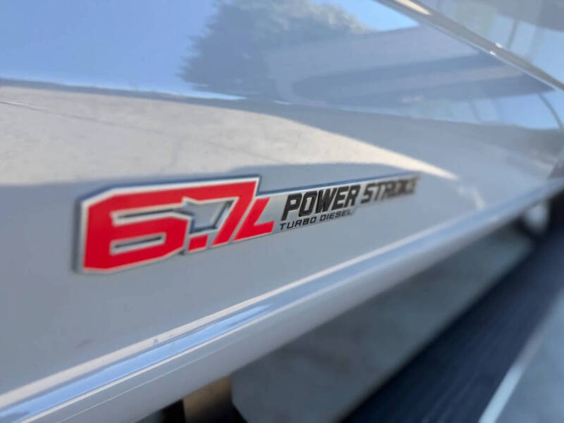 2026 Ford F-450 Super Duty Platinum