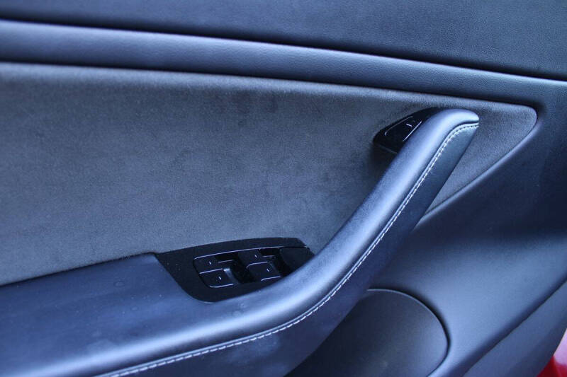 2018 Tesla Model 3 Performance