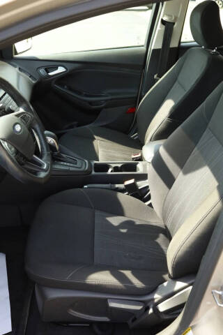 2017 Ford Focus SE