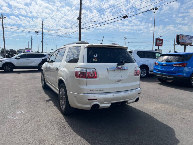 2011 GMC Acadia Denali