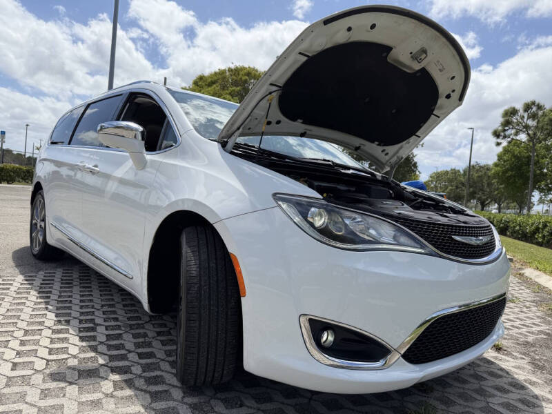 2018 Chrysler Pacifica Limited