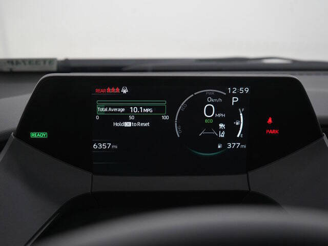 2025 Toyota Prius LE