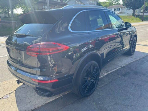 2017 Porsche Cayenne S