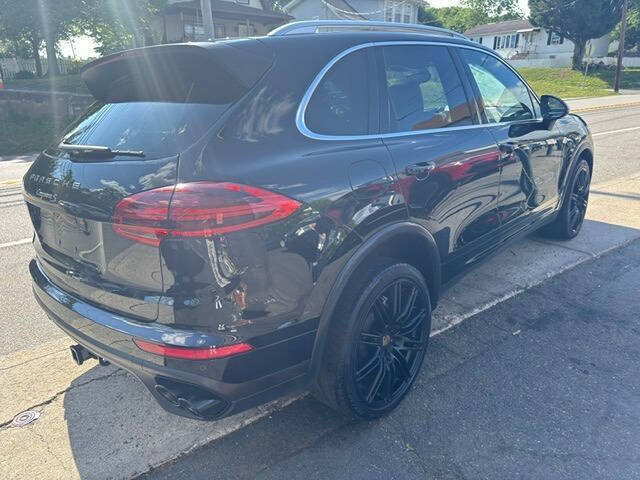 2017 Porsche Cayenne S